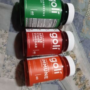 Goli Nutrition Gummies Trio - Red and Green
